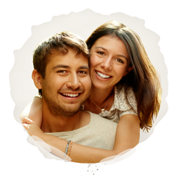 Foto de los padrinos de arras dentro de una invitación digital